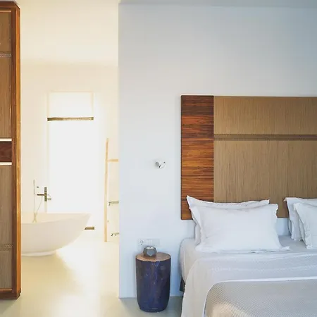 Amalthea, Outstanding Seaside Luxury Villa, Paros Villa