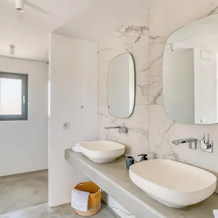 Amalthea, Outstanding Seaside Luxury Villa, Paros * Santa Maria (Paros)