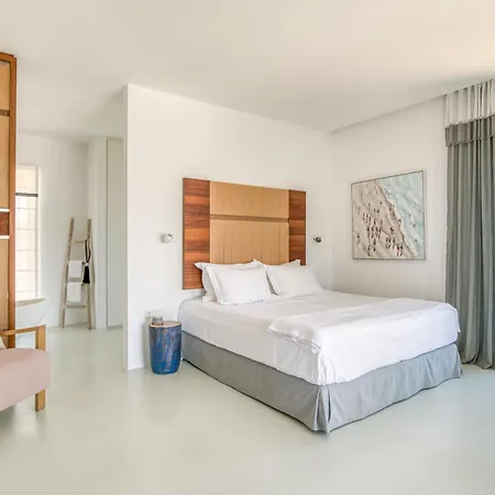 Amalthea, Outstanding Seaside Luxury Villa, Paros Villa *